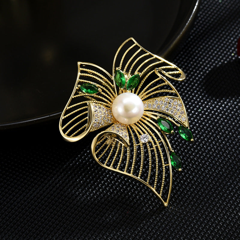 Sylvie Freshwater Pearl Leaf Brooch